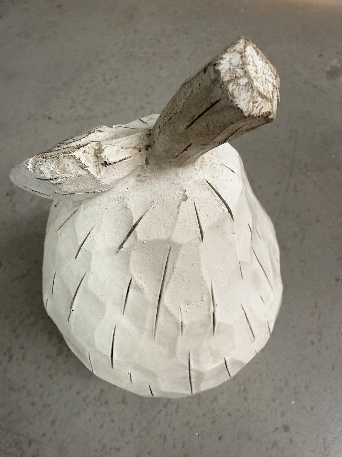 The Satchville Medium Polyresin Pear Ornament White Rustic Home Decor 21.5cm