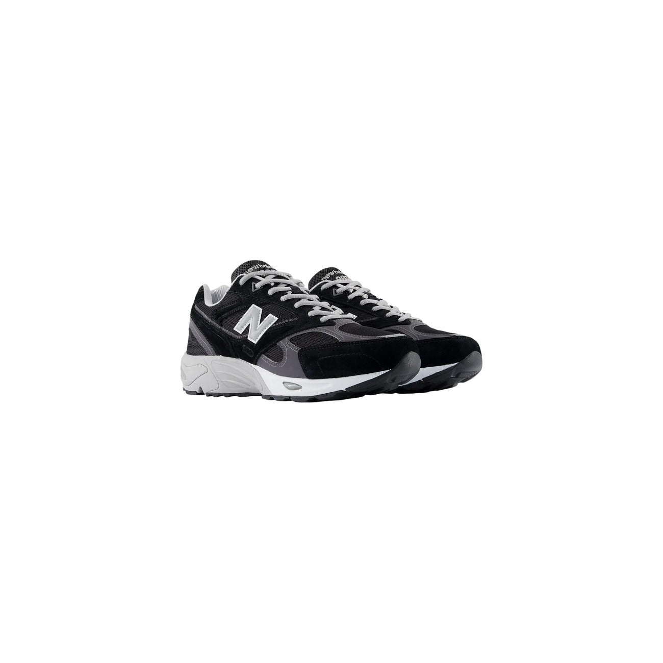 New Balance Men Sneakers